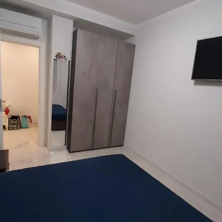 Appartamento Elegantissimo Direttamente Sul Mare Le Ghiaie 6 Posti Letto *